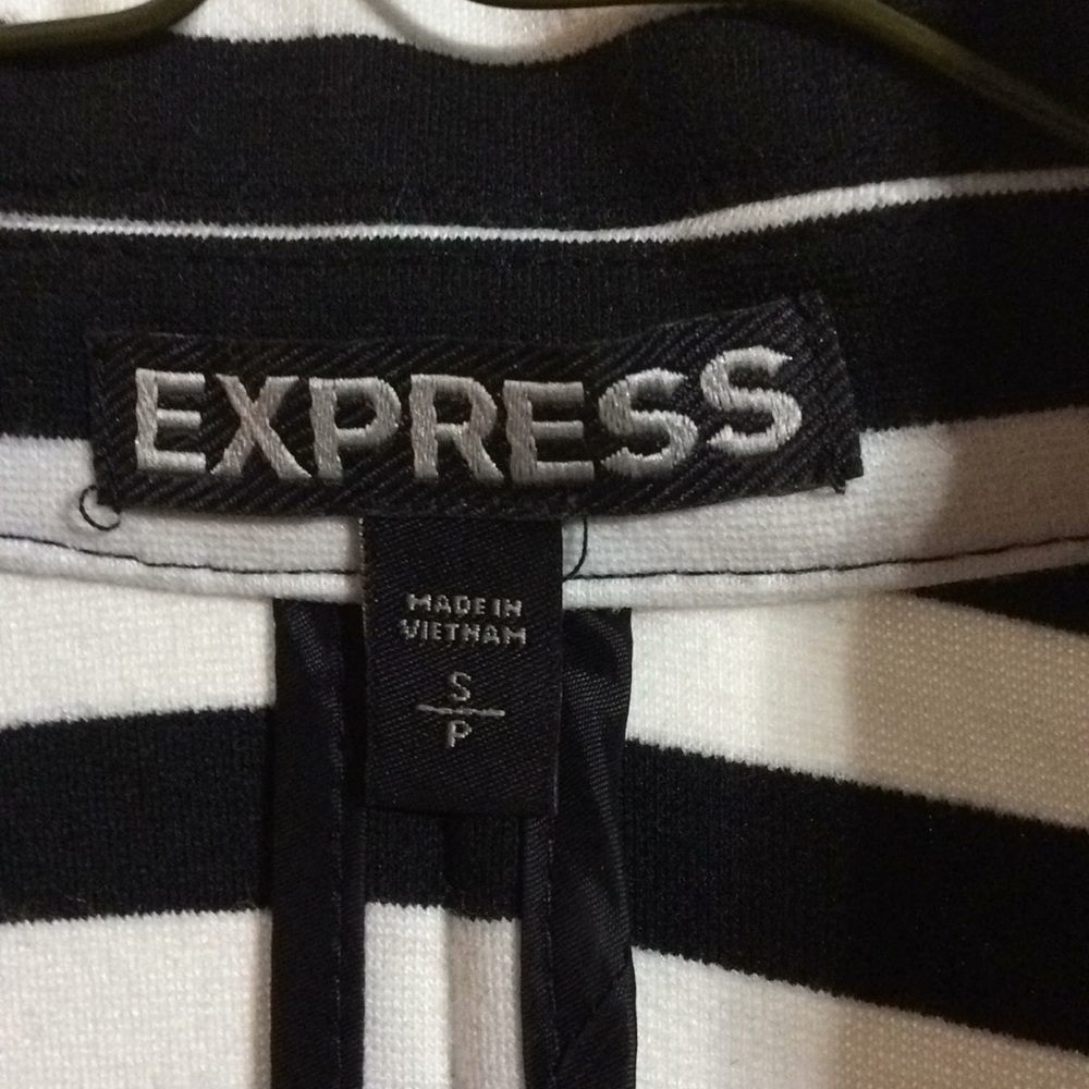 Jacket - Picture 2 of 4